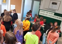 FB-IMG-1695737661398 1